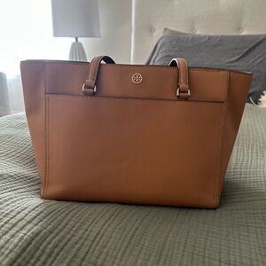 Tory Burch Robinson Leather Shoulder Bag